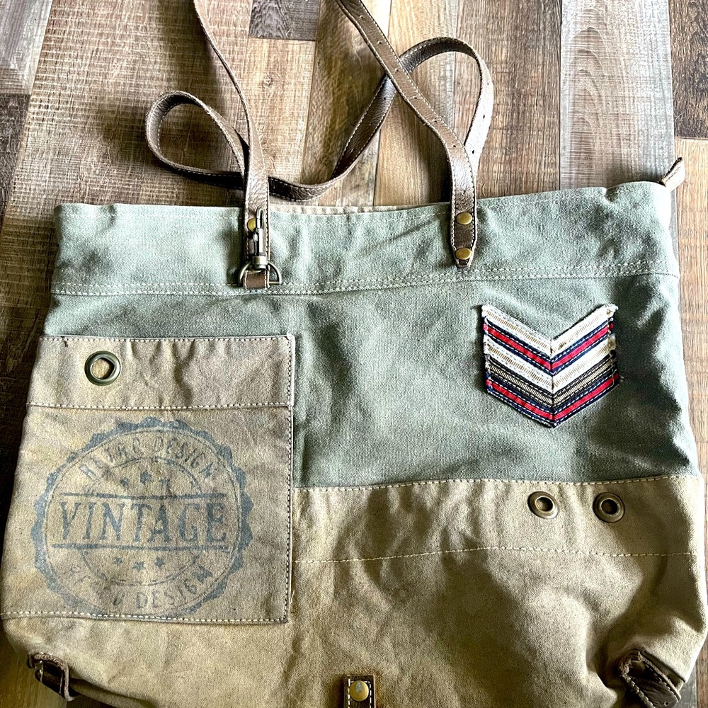 Myra Bag